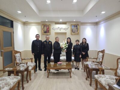 2568-11-21 ผู้ตรวจเงินแผ่นดิน (สตภ.13) เข้าพบผู้ว่าราชการจังหวัดสุราษฎร์ธานี พร้อมตรวจเยี่ยมการปฏิบัติงานของเจ้าหน้าที่สำนักงานการตรวจเงินแผ่นดิน